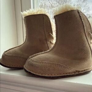 UGG Toddler Chestnut Suede Booties with Shearling Cuff